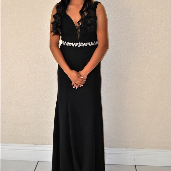Dresses & Skirts - Black Formal Dress
